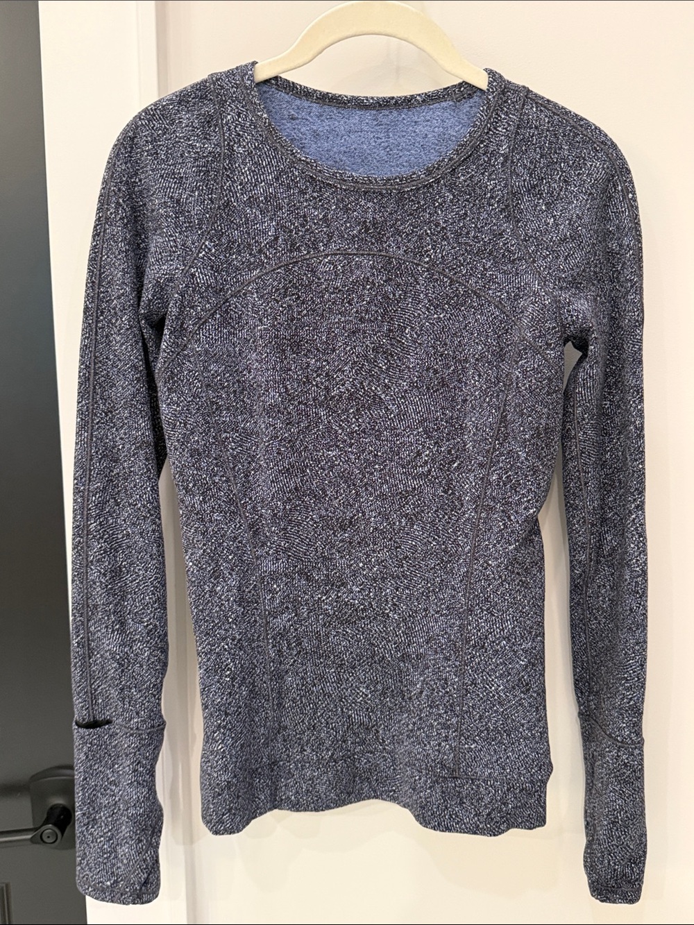 Lululemon Long Sleeve Top, Women’s 4